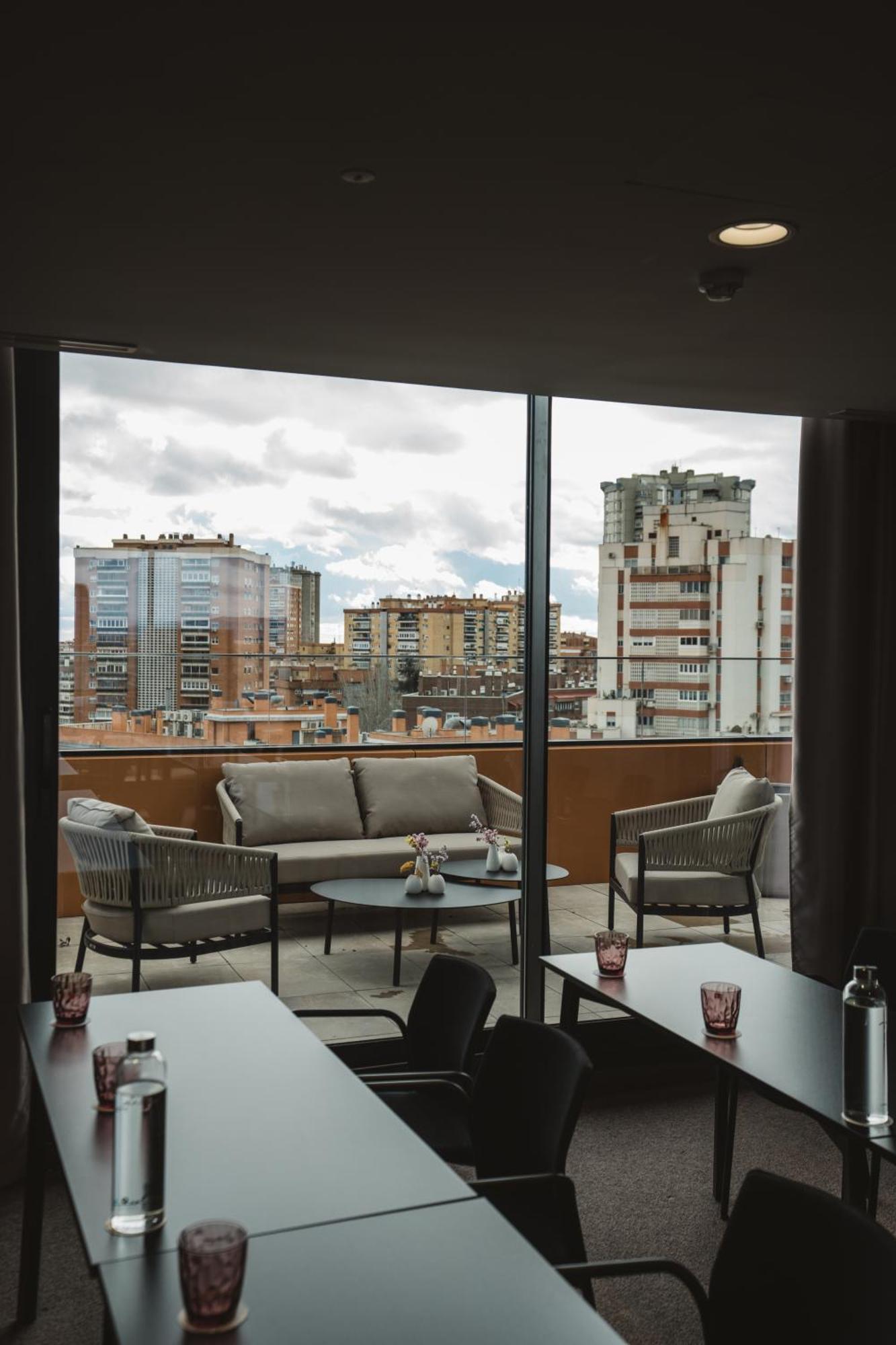 Hotel Pinar Plaza Madrid Kültér fotó